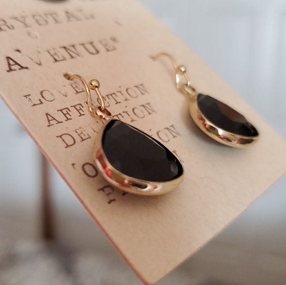 Translucent Earrings - Picture 3 of 4